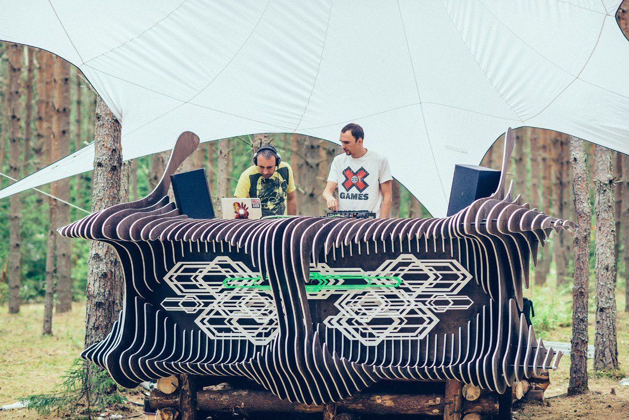 Сцена Alternative. Trimurti. 2015