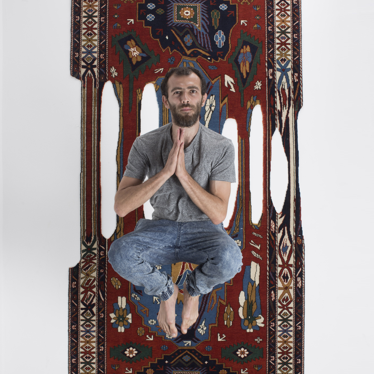 Художник Фаиг Ахмед