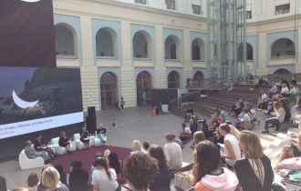 В Москве завершилась ярмарка Cosmoscow